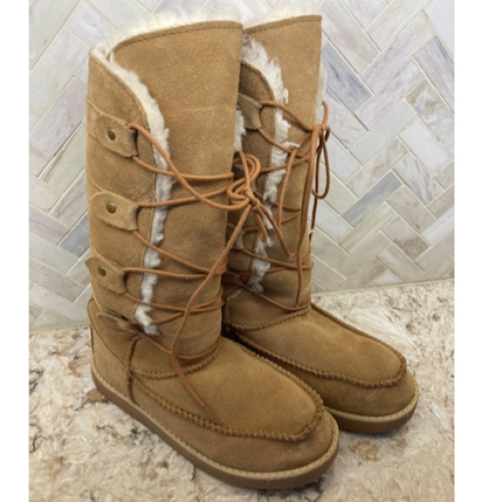Aussie Merino lace up chukka boots size 6
